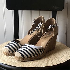 White Mountain Espadrille Jute Wedge Heels in Navy Stripe 9.5M